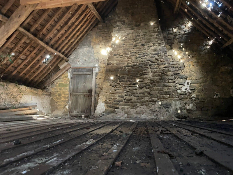 Maison ancienne - 150 m² - 3 pièces