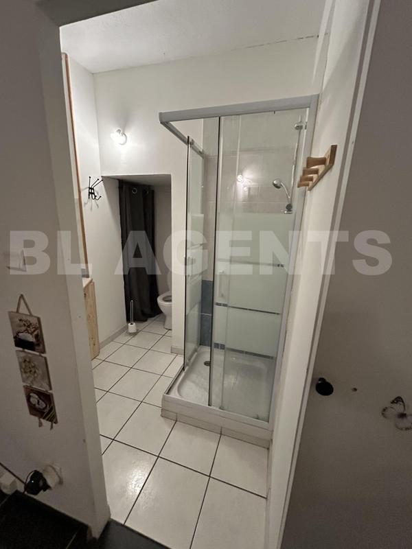 Appartement - 100 m² - 2 pièces