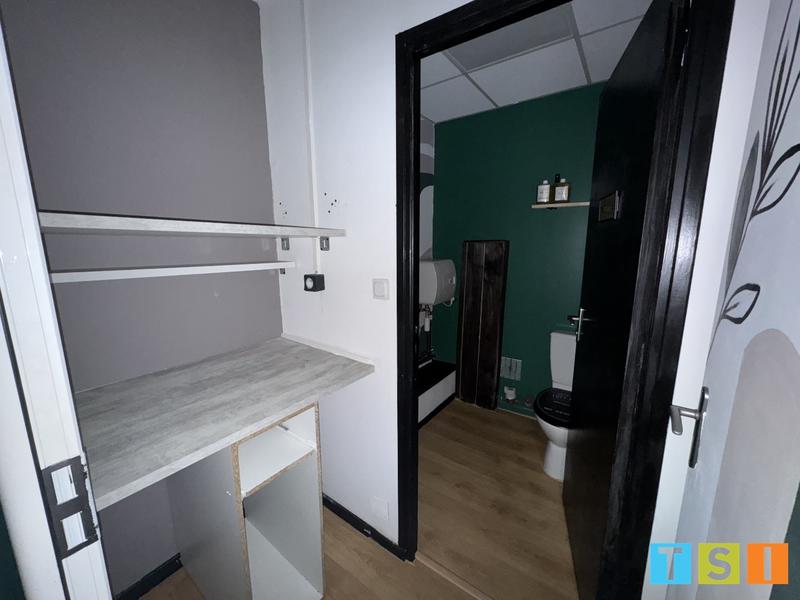 Local d'activités - 49 m² - 2 pièces