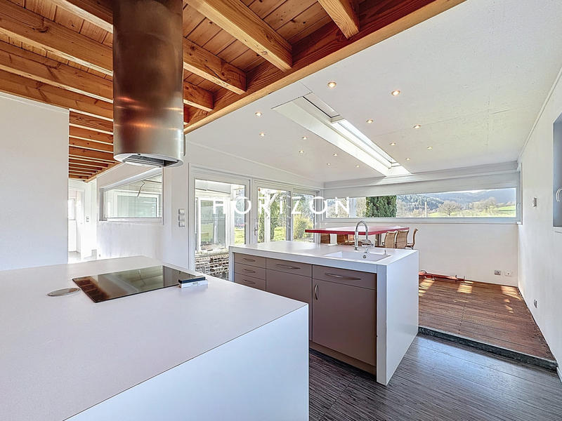 Maison - 120 m² - 6 pièces