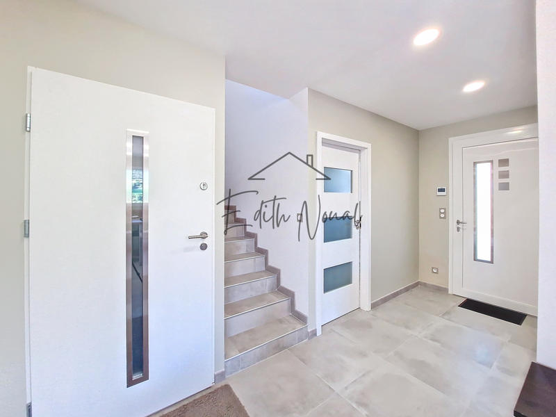 Villa - 137 m² - 5 pièces