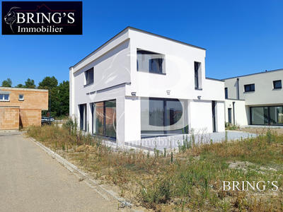 Maison - 124 m² - 4 pièces