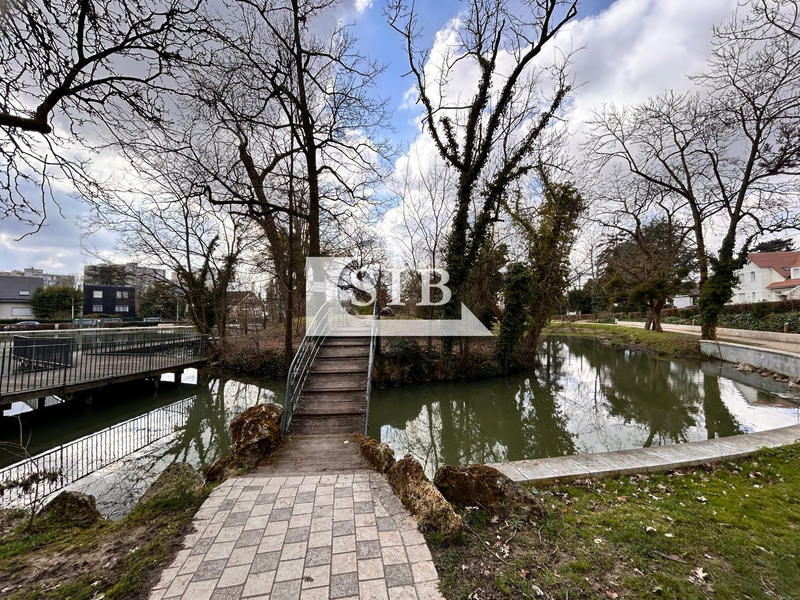 Maison - 160 m² - 7 pièces