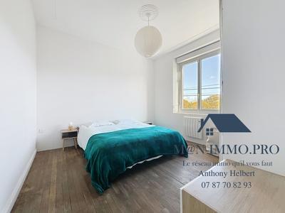 Appartement - 100 m² - 4 pièces