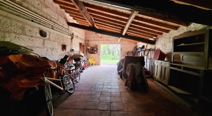 Maison ancienne - 574 m² - 15 pièces