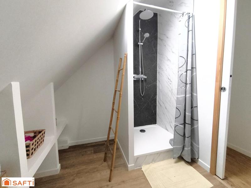 Maison - 140 m² - 6 pièces