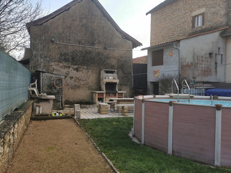 Maison de village - 90 m² - 4 pièces