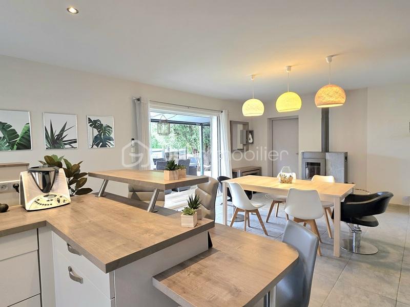 Maison - 155 m² - 6 pièces