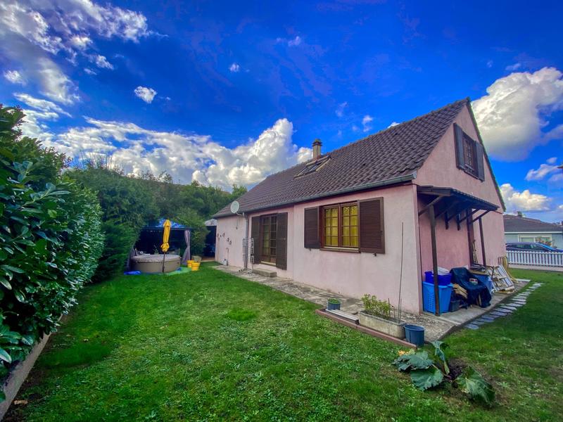 Pavillon - 132 m² - 6 pièces