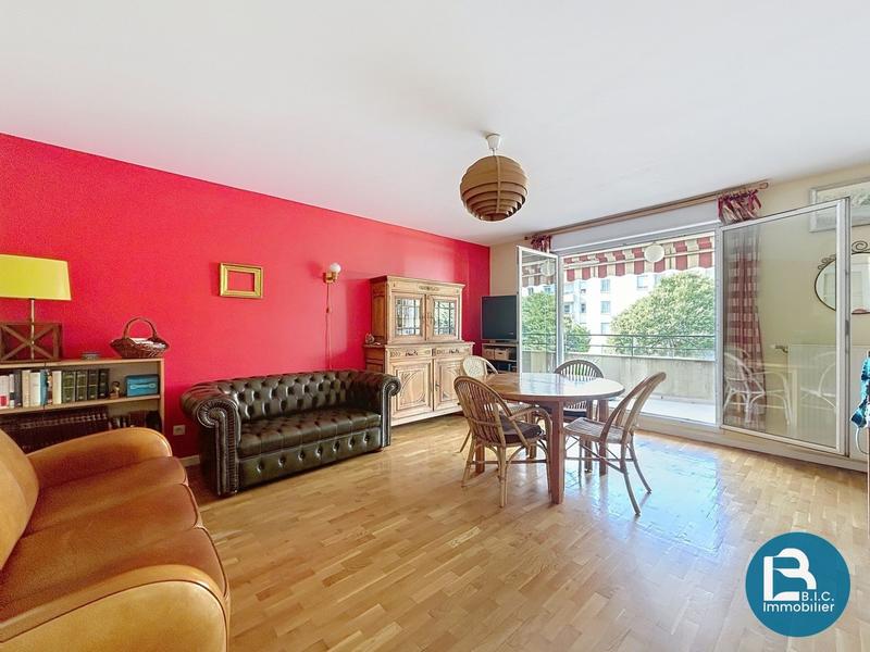 Appartement - 65 m² - 3 pièces