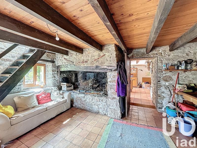 Maison - 214 m² - 7 pièces