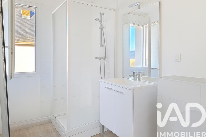 Maison - 93 m² - 5 pièces