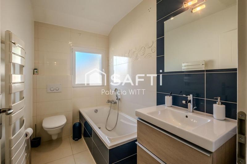 Maison - 158 m² - 5 pièces