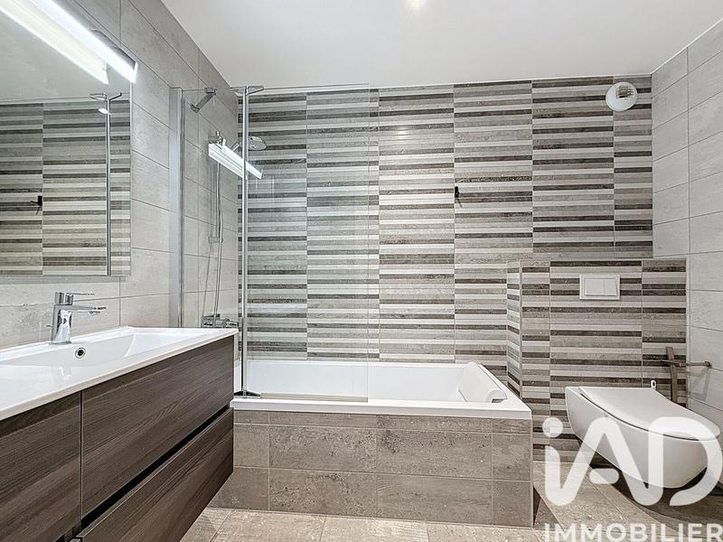 Appartement - 70 m² - 3 pièces