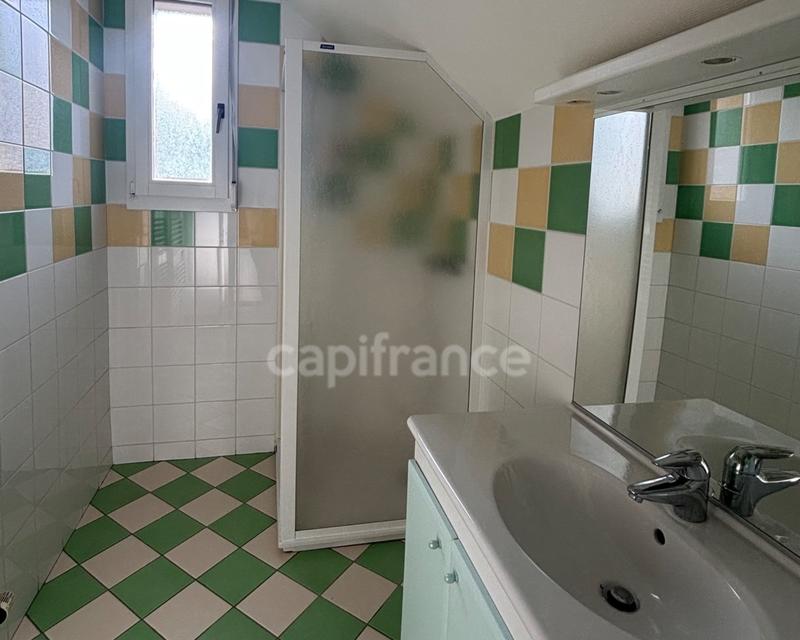 Maison - 80 m² - 4 pièces