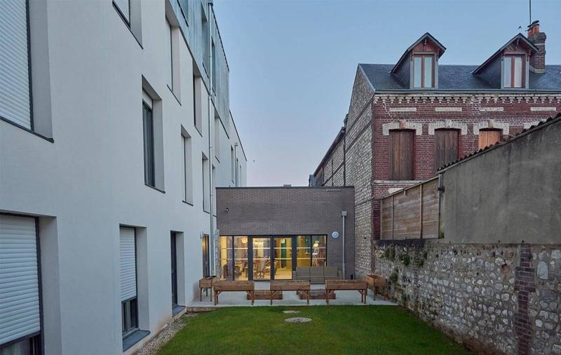 Studio - 16 m² - 1 pièce