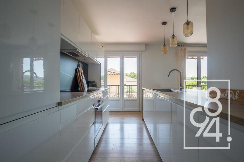 Appartement - 76 m² - 3 pièces