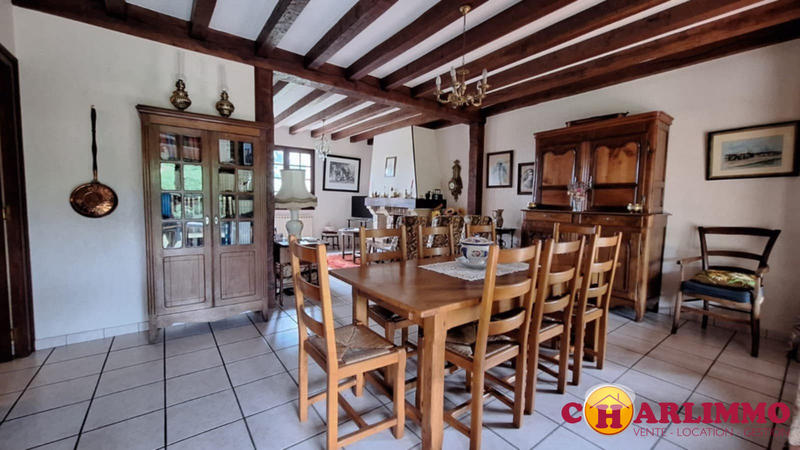 Maison traditionnelle - 130 m² - 6 pièces