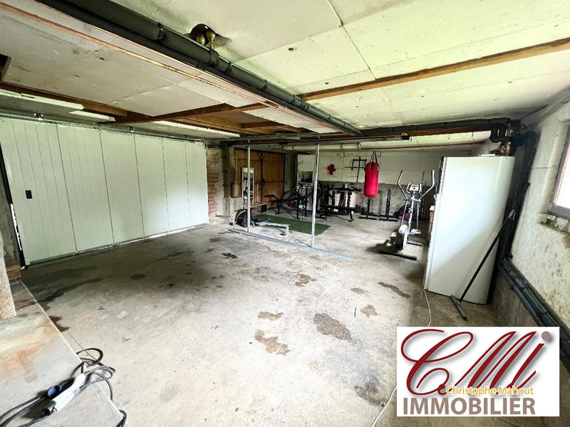 Maison - 208 m² - 6 pièces