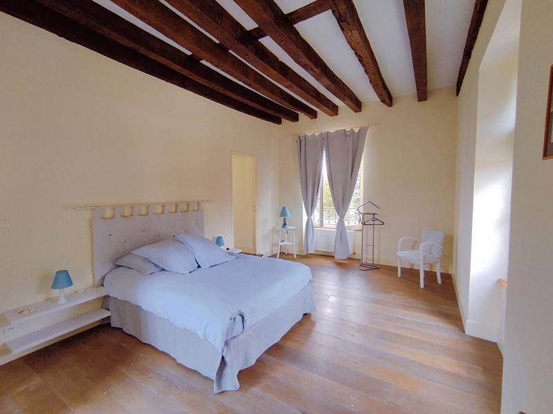 Château - 980 m² - 27 pièces