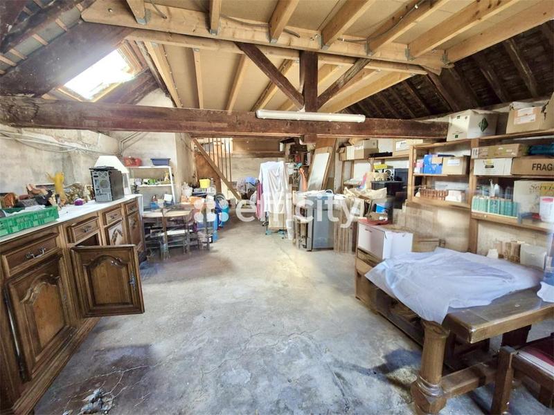 Immeuble - 260 m² - 8 pièces