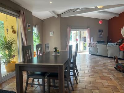 Maison - 136 m² - 4 pièces