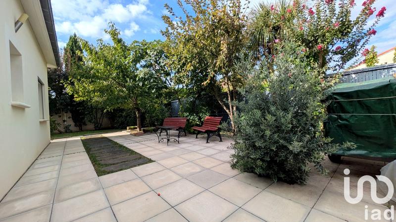 Maison - 218 m² - 6 pièces