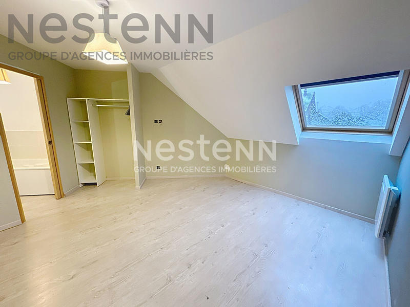 Maison - 235 m² - 7 pièces