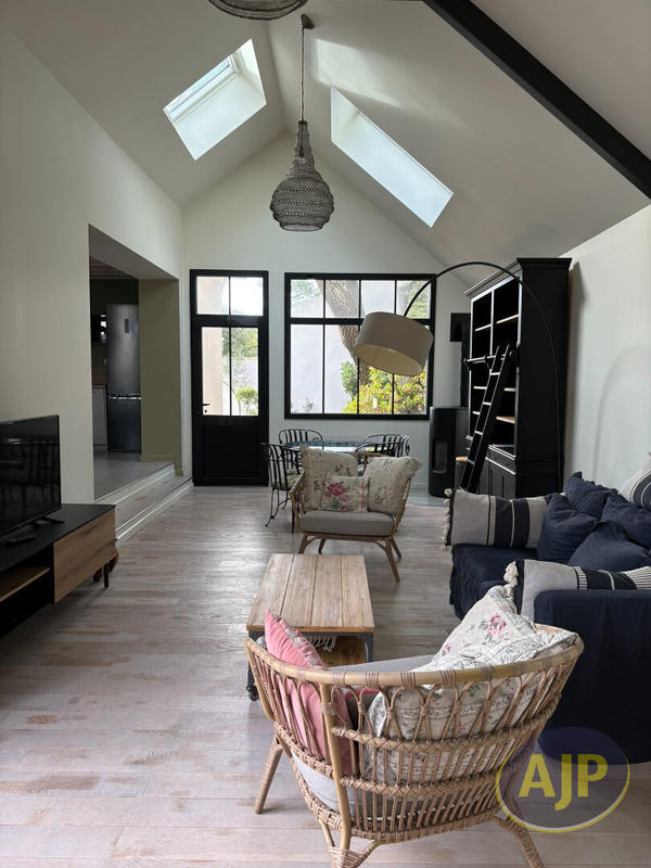 Maison - 113 m² - 4 pièces