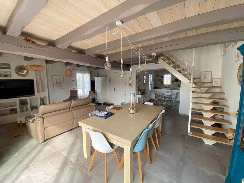 Maison - 163 m² - 6 pièces