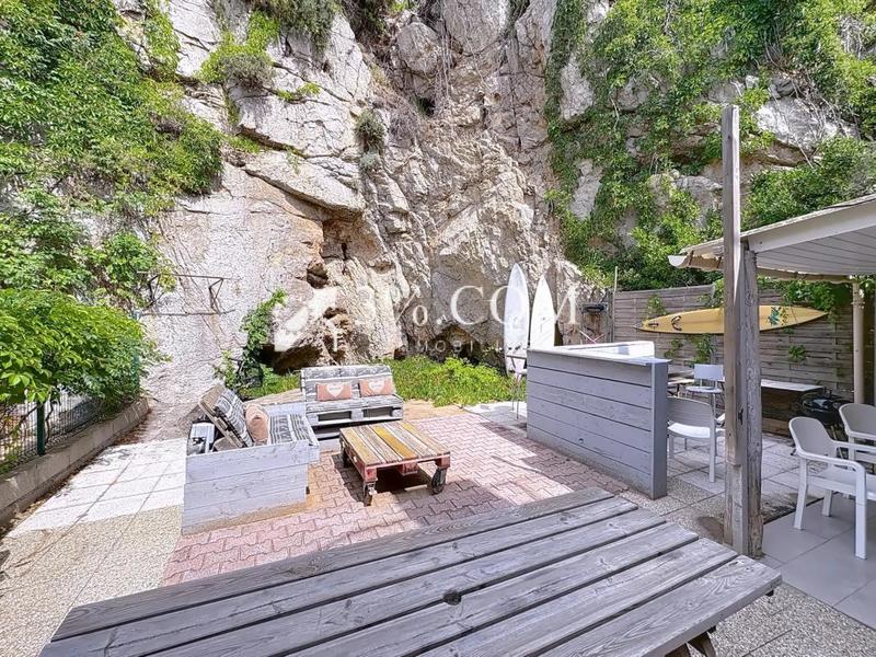 Appartement - 149 m² - 8 pièces