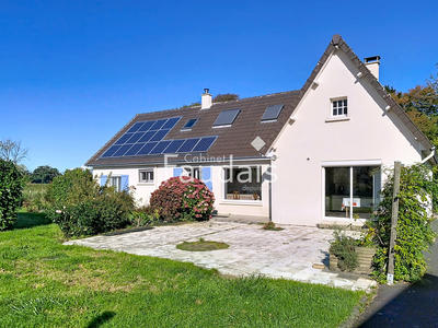 Maison - 159 m² - 7 pièces