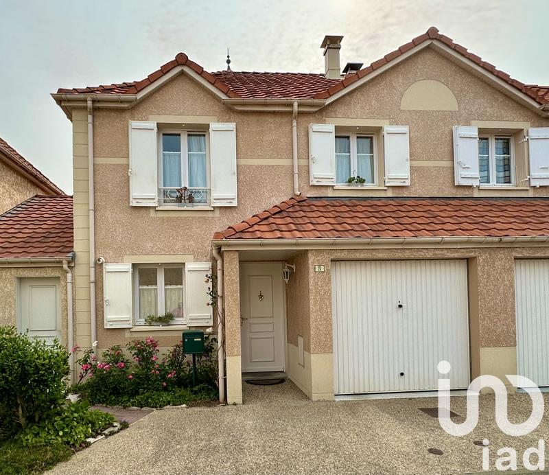 Maison - 96 m² - 6 pièces