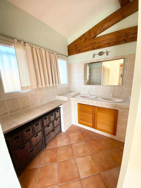 Maison - 192 m² - 6 pièces