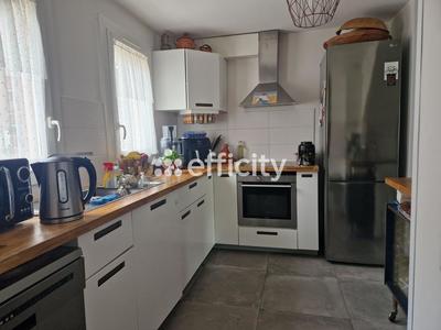 Maison - 109 m² - 5 pièces