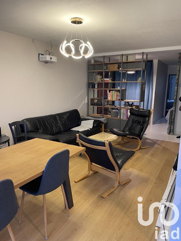 Appartement - 80 m² - 3 pièces