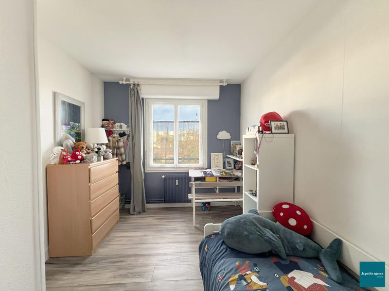 Appartement - 75 m² - 3 pièces