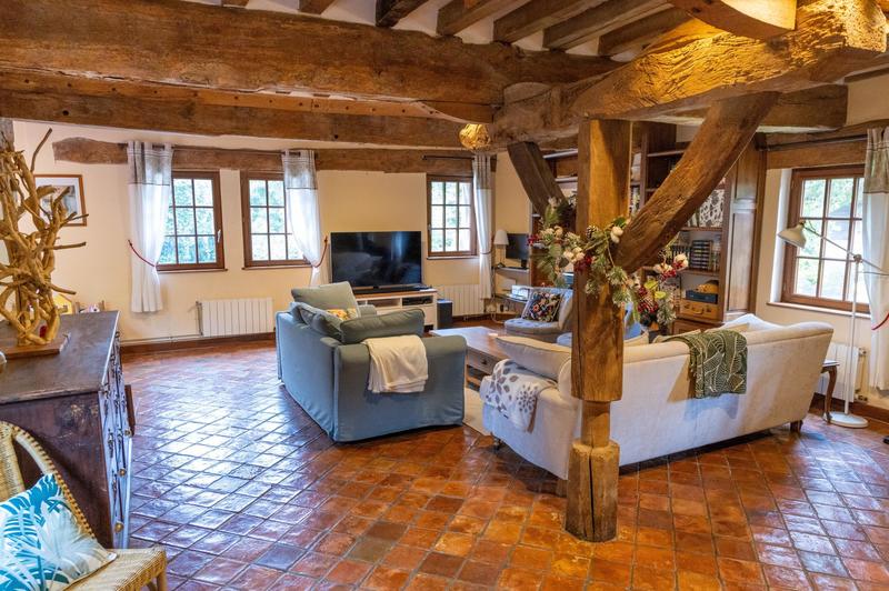 Propriété - 223 m² - 7 pièces