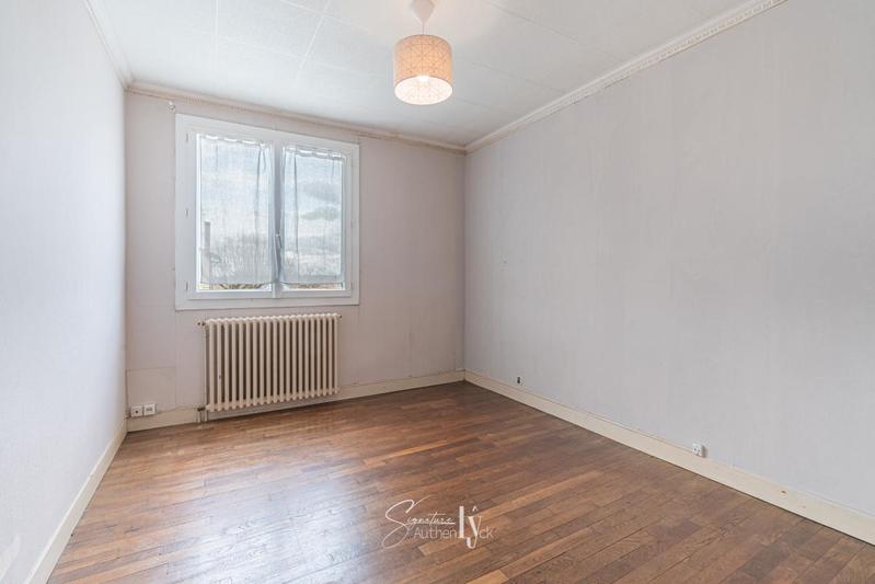 Maison - 104 m² - 5 pièces