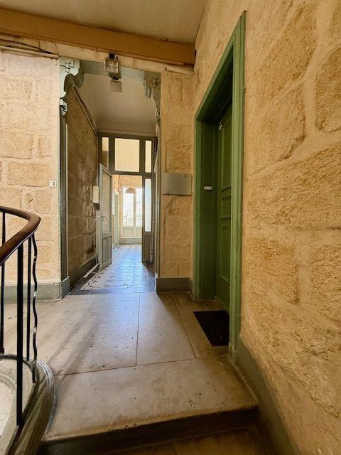 Appartement - 107 m² - 5 pièces