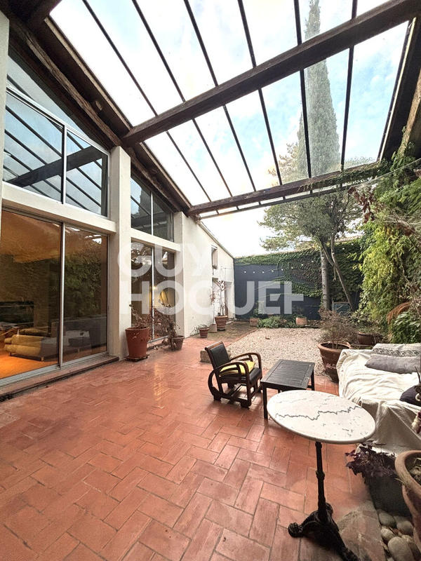 Maison - 204 m² - 6 pièces