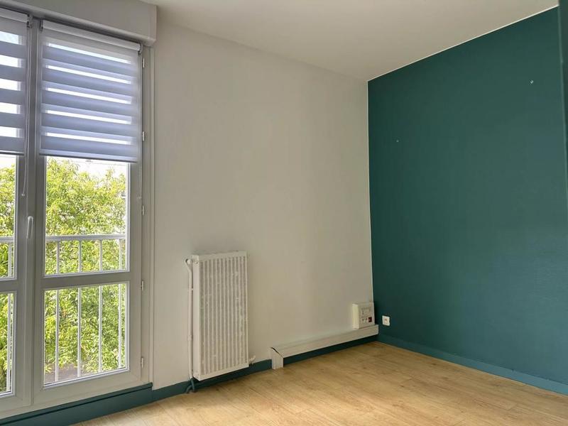 Maison - 77 m² - 5 pièces