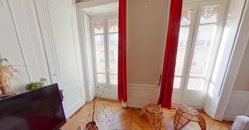 Appartement - 93 m² - 4 pièces