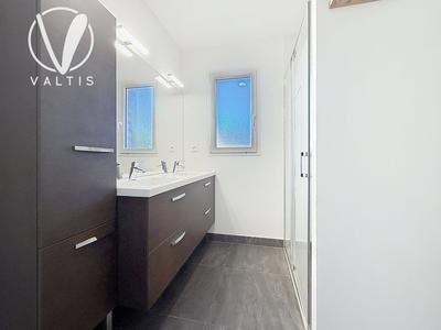 Maison contemporaine - 124 m² - 6 pièces