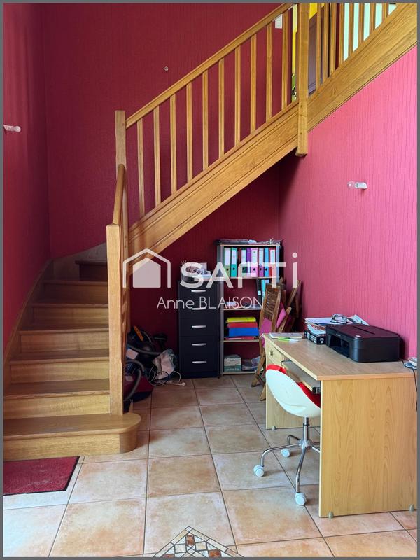 Maison - 211 m² - 7 pièces