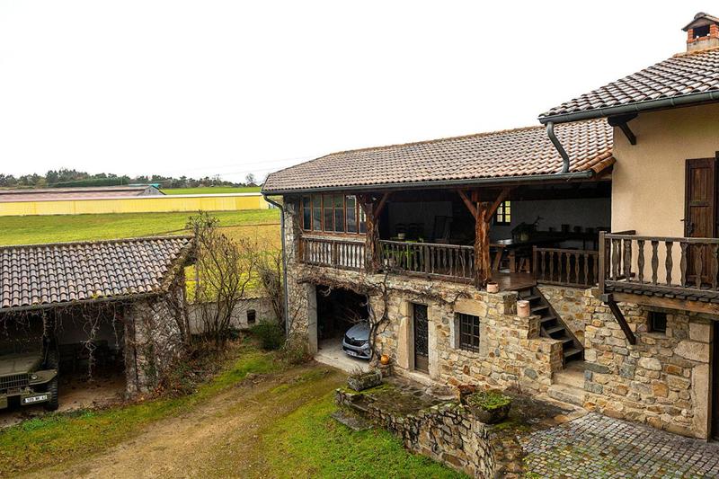 Corps de ferme - 195 m² - 5 pièces