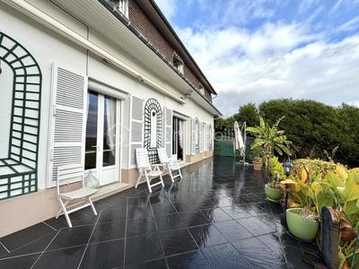 Maison - 128 m² - 6 pièces