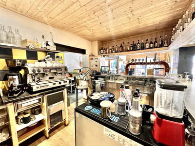 Local commercial - 174 m²