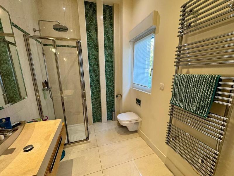 Maison d'architecte - 300 m² - 6 pièces