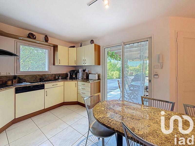 Maison - 171 m² - 7 pièces